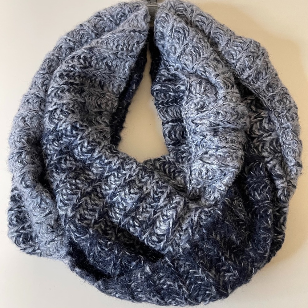Infinity Loop Scarf